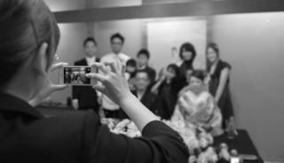 お昼近く参拝客がまばらになった頃....撮影の始まり...._b0194185_22372912.jpg