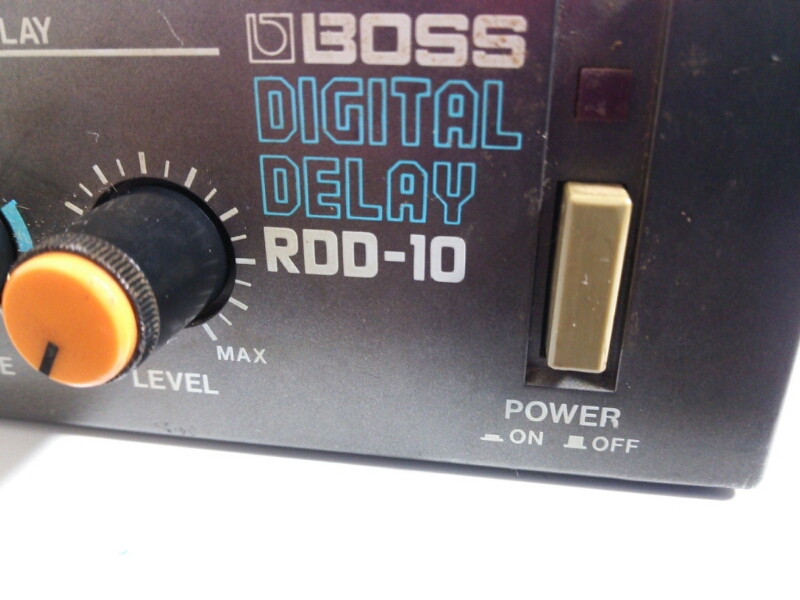 BOSS　RDD-10　DIGITAL DELAY　ハーフラックタイプ　ディレイ Vintage Boss RDD-10 Micro/Half Rack Delay- I Use This Delay