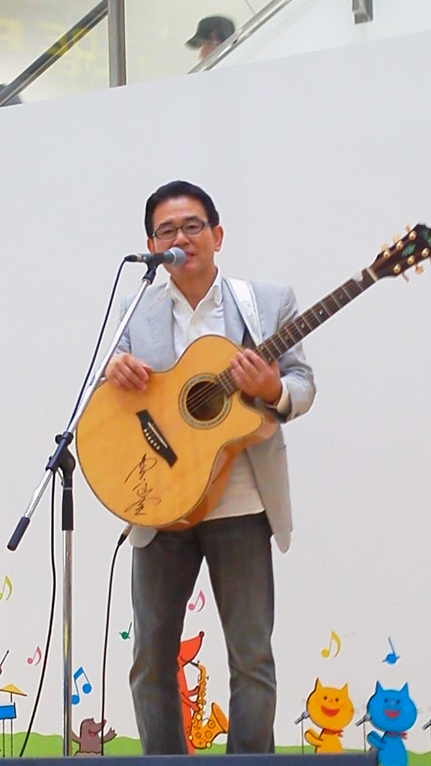 もう5月の連休ですね。_e0119092_1313085.jpg