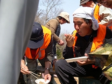 平成26年4月27日(日) 高川山林 天候:晴れ 参加:23名+若干名_c0173813_23190384.jpg