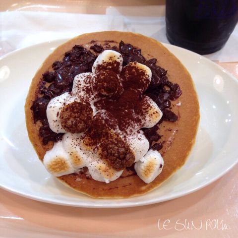 東京駅・ルサンパームのマシュマロパンケーキサンド♪_d0255514_1545299.jpg