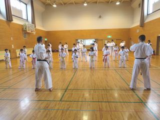 日曜空手 新琴似・新川教室 昇級審査会_c0118332_13414119.jpg