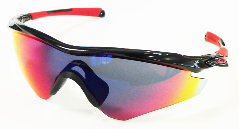 OAKLEY(オークリー)1眼式新作スポーツアイウェアM2 FRAME(エムツーフレーム)発売開始!_c0003493_10524464.jpg