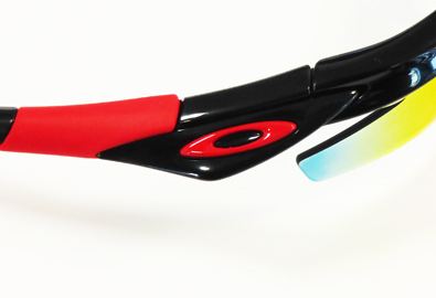 OAKLEY(オークリー)1眼式新作スポーツアイウェアM2 FRAME(エムツーフレーム)発売開始!_c0003493_10533861.jpg