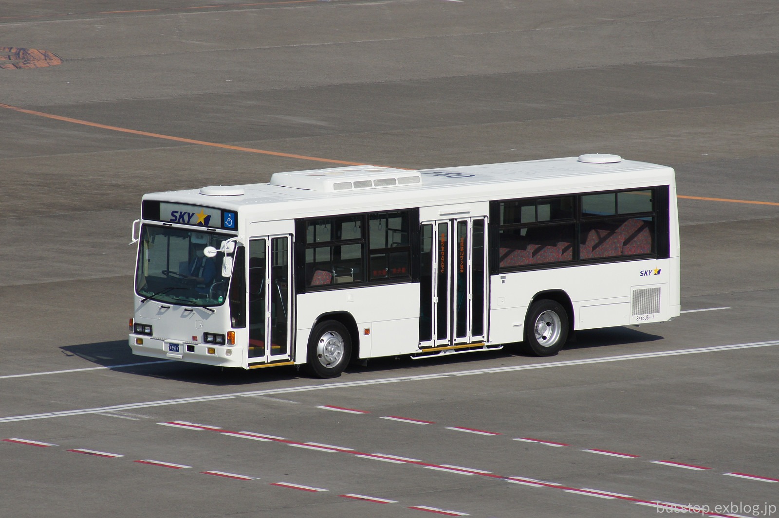 スカイマーク　SKYBUS-7_a0022129_6443849.jpg