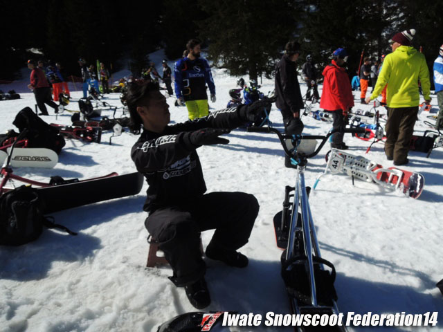 2014SNOWSCOOTWORLDCHAMPIONSHIPS(11) デュアルスラローム_c0141734_2042750.jpg