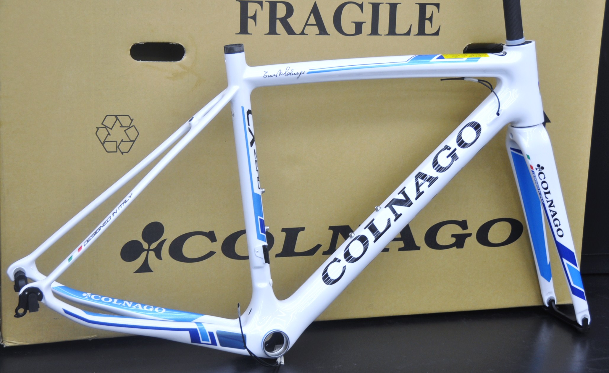COLNAGO  CX-ZERO_b0246207_06531111.jpg
