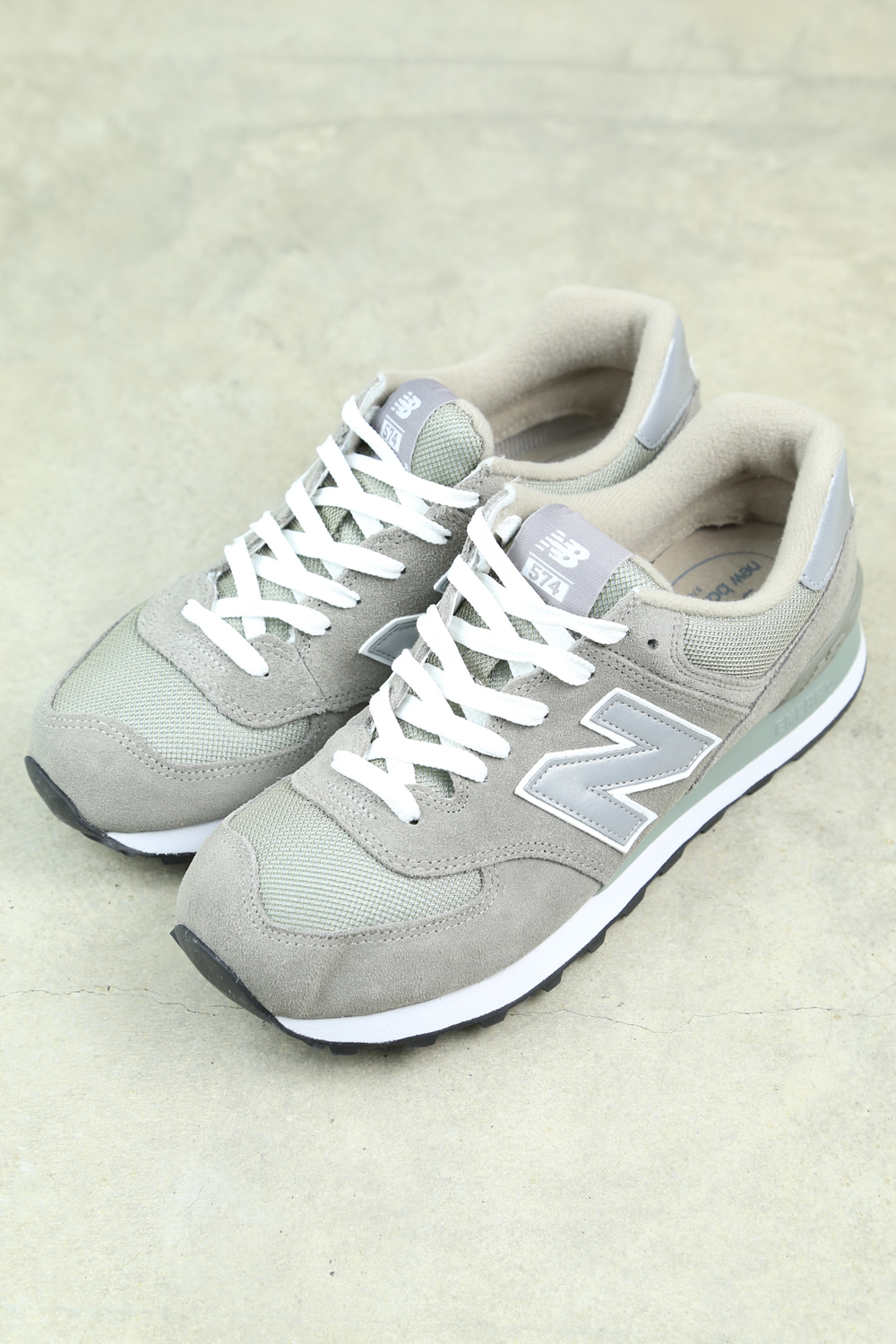 new balance から定番中の定番574が入荷！！！_f0016152_1634870.jpg