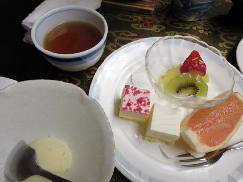 【北東北桜追い旅⑨】ホテル紫苑で部屋食の夕食_c0042960_14555985.jpg