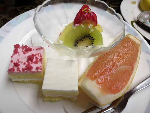 【北東北桜追い旅⑨】ホテル紫苑で部屋食の夕食_c0042960_1456819.jpg