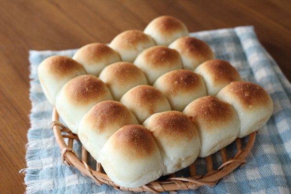 低カロリー のパンレシピ ちぎりパン 日本一簡単なパン教室 Backe