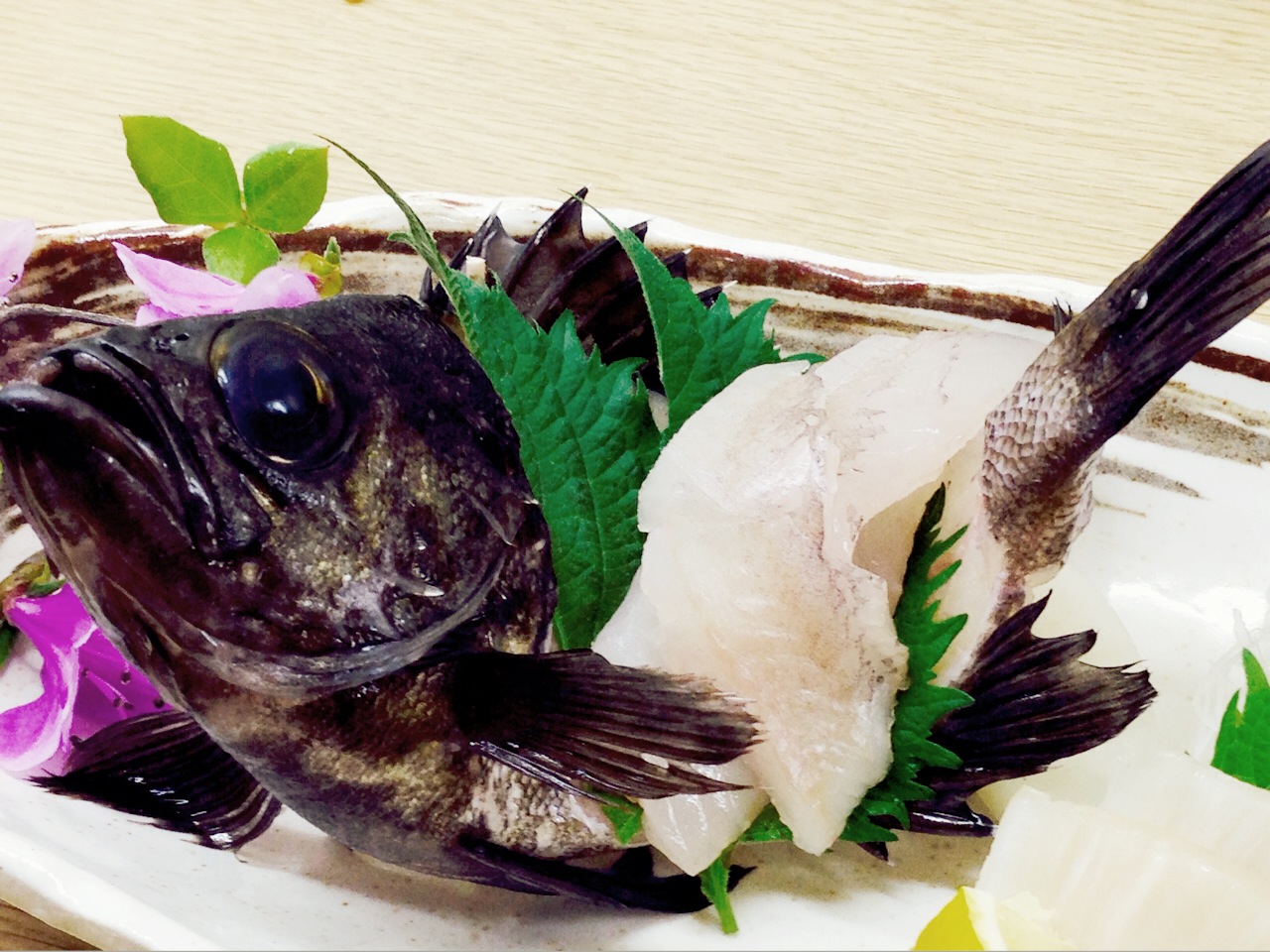 メバルのお刺身ですよ 小豆島 海と山の幸ヒコスの産地直送情報