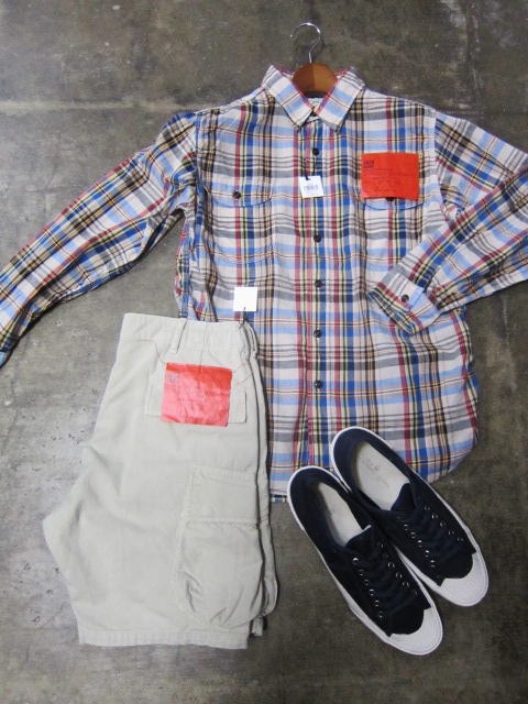 今季の本命★ SHORTS の1つ。。。Kato BASIC ・・・ Natural CARGO SHORTS!♪! _d0152280_3471160.jpg