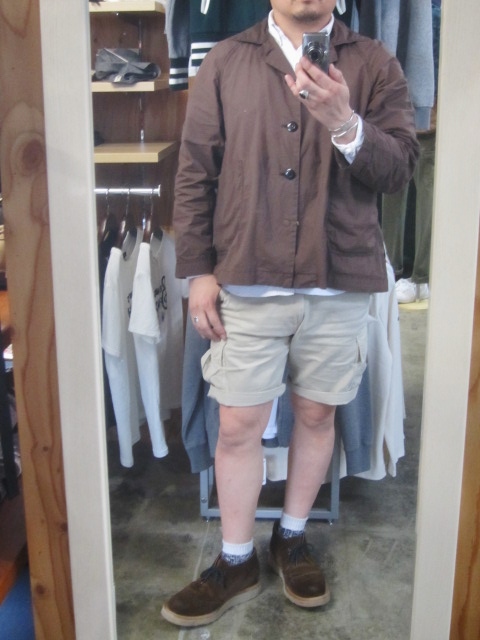 今季の本命★ SHORTS の1つ。。。Kato BASIC ・・・ Natural CARGO SHORTS!♪! _d0152280_35505.jpg