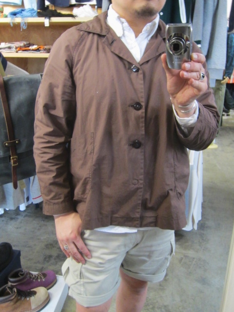 今季の本命★ SHORTS の1つ。。。Kato BASIC ・・・ Natural CARGO SHORTS!♪! _d0152280_3552811.jpg