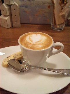 blog;玄米和ッフルの美味しいオーガニック・カフェ_a0103940_18373363.jpg