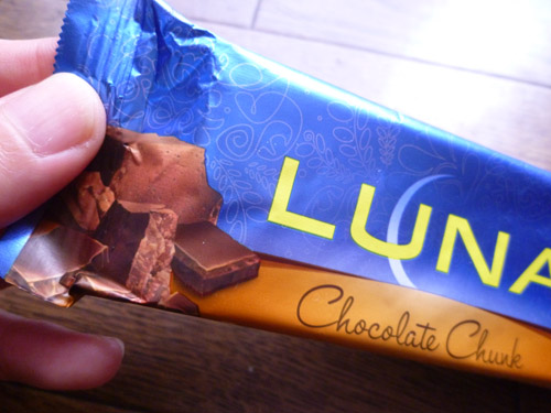 Luna Bar Chocolate Chunk_c0152767_2144695.jpg