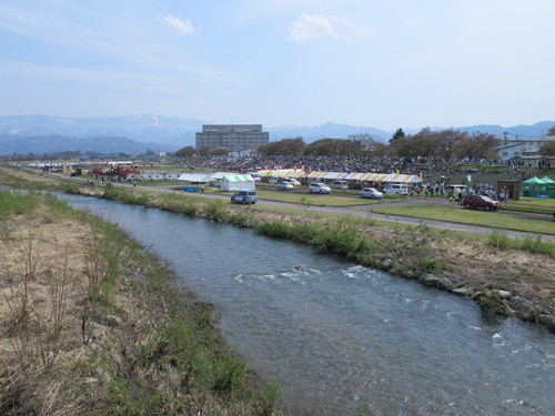 米沢上杉まつり・川中島合戦を見物する・・・１_c0075701_2225356.jpg