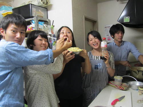GWキャンプの送り出し!夜は事務所で駄菓子パーティ♪_a0080406_2114640.jpg