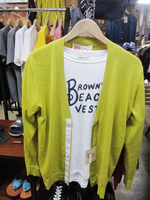 BROWN\'S BEACH VEST ・・・ 限定ロゴ TEE です!最高です!!_d0152280_103197.jpg