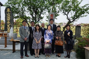 ２０１４武田巌雄先生並びに鐘崎三郎先生の墓前祭に参列・千寿の楽しい歴史_a0137997_10493368.jpg