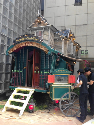 エルメスのふしぎな写真館 エルメス銀座店 Felice