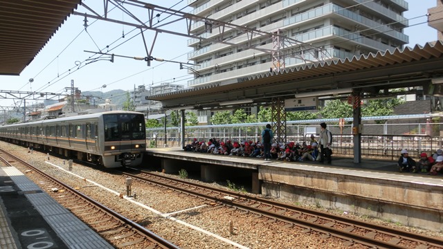 大阪都市構想頑張れ橋下徹市長、元気な町に元気な子供の声頑張れ今村岳司市長、小保方STAP細胞の存在_d0181492_0542219.jpg