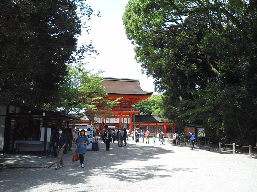 極鶏でもフラれ洋食→下賀茂神社→御所　２週連続の京都散歩その二　　_d0204668_7335023.jpg