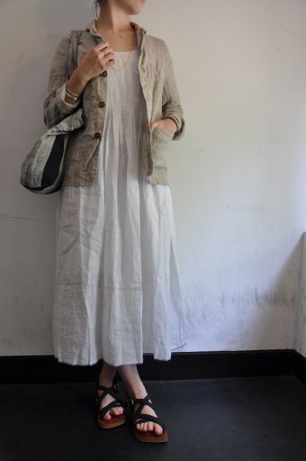 涼しいワンピースを一枚 。。。_b0110582_2019947.jpg