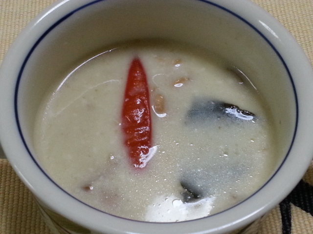 いなば チキンとココナッツミルクのスープ タイトムカー風¥131@西友_b0042308_22302141.jpg