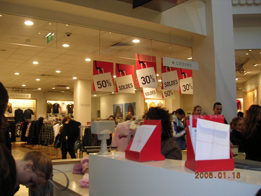 2006年2月8日(水)南フランス旅行記_f0060461_1835279.jpg