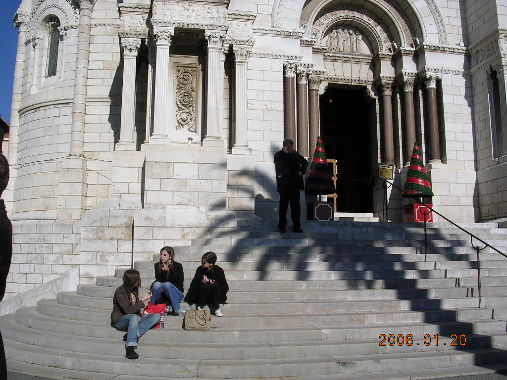 2006年2月8日(水)南フランス旅行記_f0060461_18573669.jpg