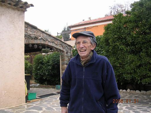 2006年2月8日(水)南フランス旅行記_f0060461_19251046.jpg