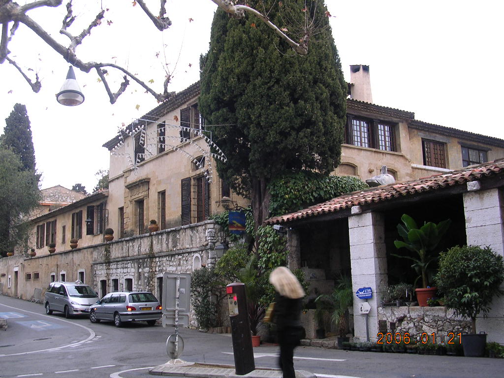 2006年2月8日(水)南フランス旅行記_f0060461_1974915.jpg