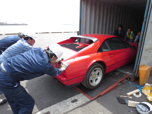イタリアからの2台のフェラーリ_a0129711_15434337.jpg