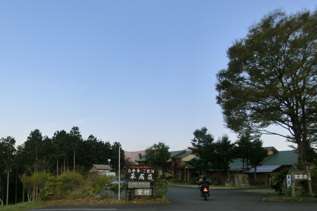 f0248120_17772.jpg