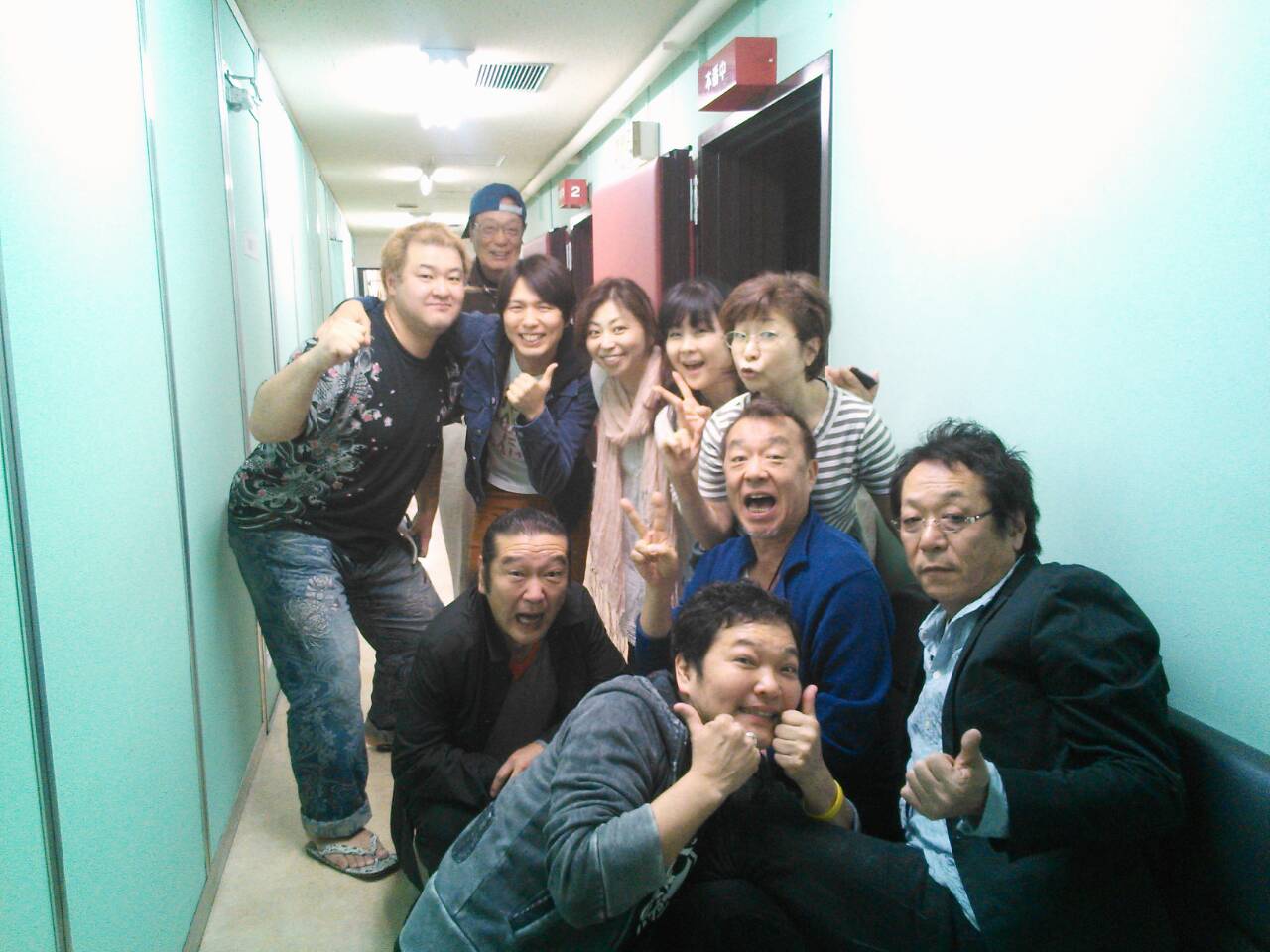 久しぶりに9人揃った_a0163623_2111382.jpg