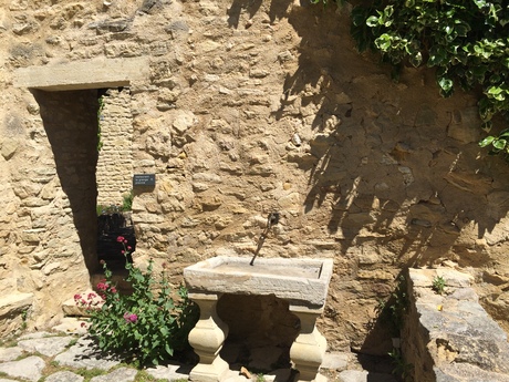 Crillon le Brave Provence, jardin et piscine ② - 南仏のホテル、クリヨン・ル・ブラーヴ、庭とプール②_a0231632_112478.jpg