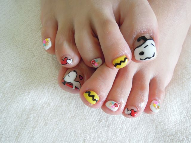 Snoopy Nail_a0239065_14485684.jpg