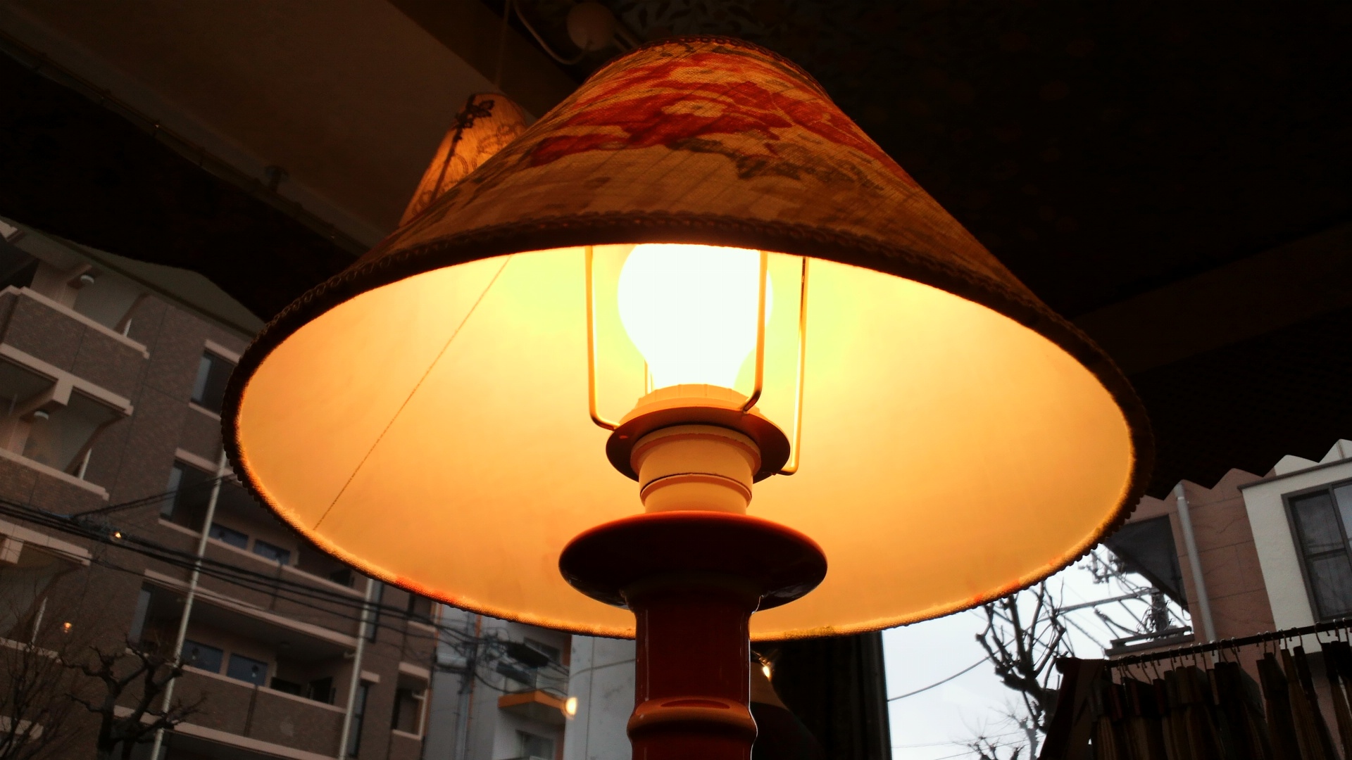 花柄プリント生地で作ったランプシェード_c0157866_20253093.jpg