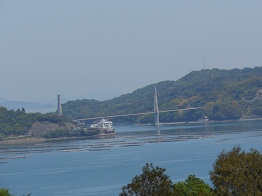 花の稚児公園は五月晴れ_e0175370_8501872.jpg