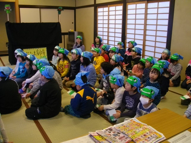 イザ!カエルキャラバン!in 大屋公民館 (輪島市・3年目)_c0036272_0431680.jpg