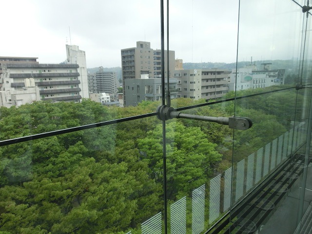 新緑がまぶしい「杜の都・仙台」は都市計画のお手本_f0141310_814714.jpg