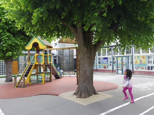 フランスの教育 その3ー異国の学校での子供たちなりの頑張り_e0123104_4113276.jpg
