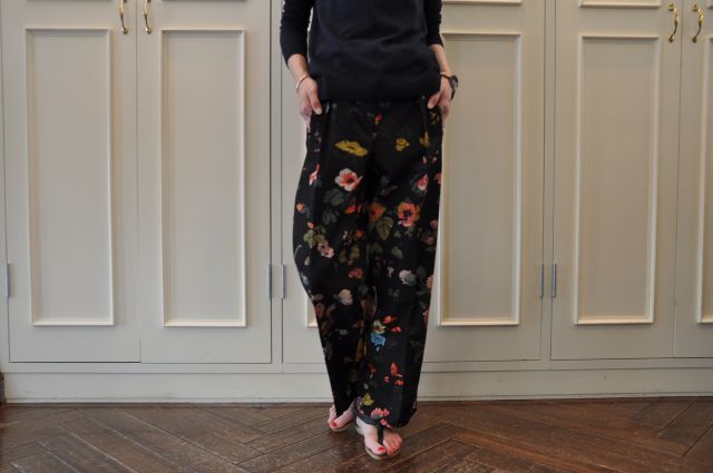 シャンパンゴールドのシャツ DRIES VAN NOTEN._b0110586_19593558.jpg