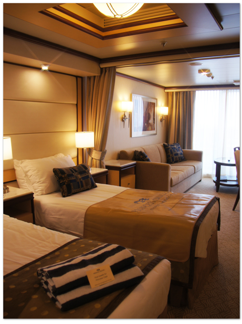 東カリブ海クルーズ(8) チェックイン&キャビン_d0210324_6513120.jpg