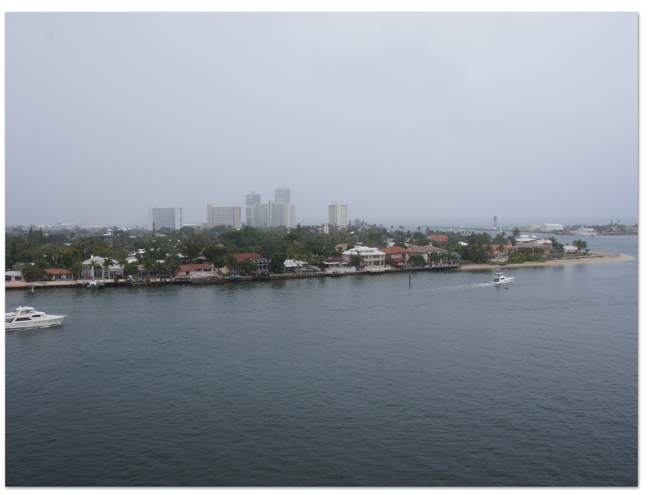 東カリブ海クルーズ(8) チェックイン&キャビン_d0210324_6525486.jpg