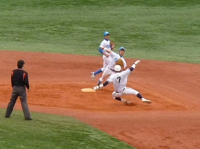 青学大対中央大　５月６日　東都大学野球１部　前半_b0166128_2253287.jpg