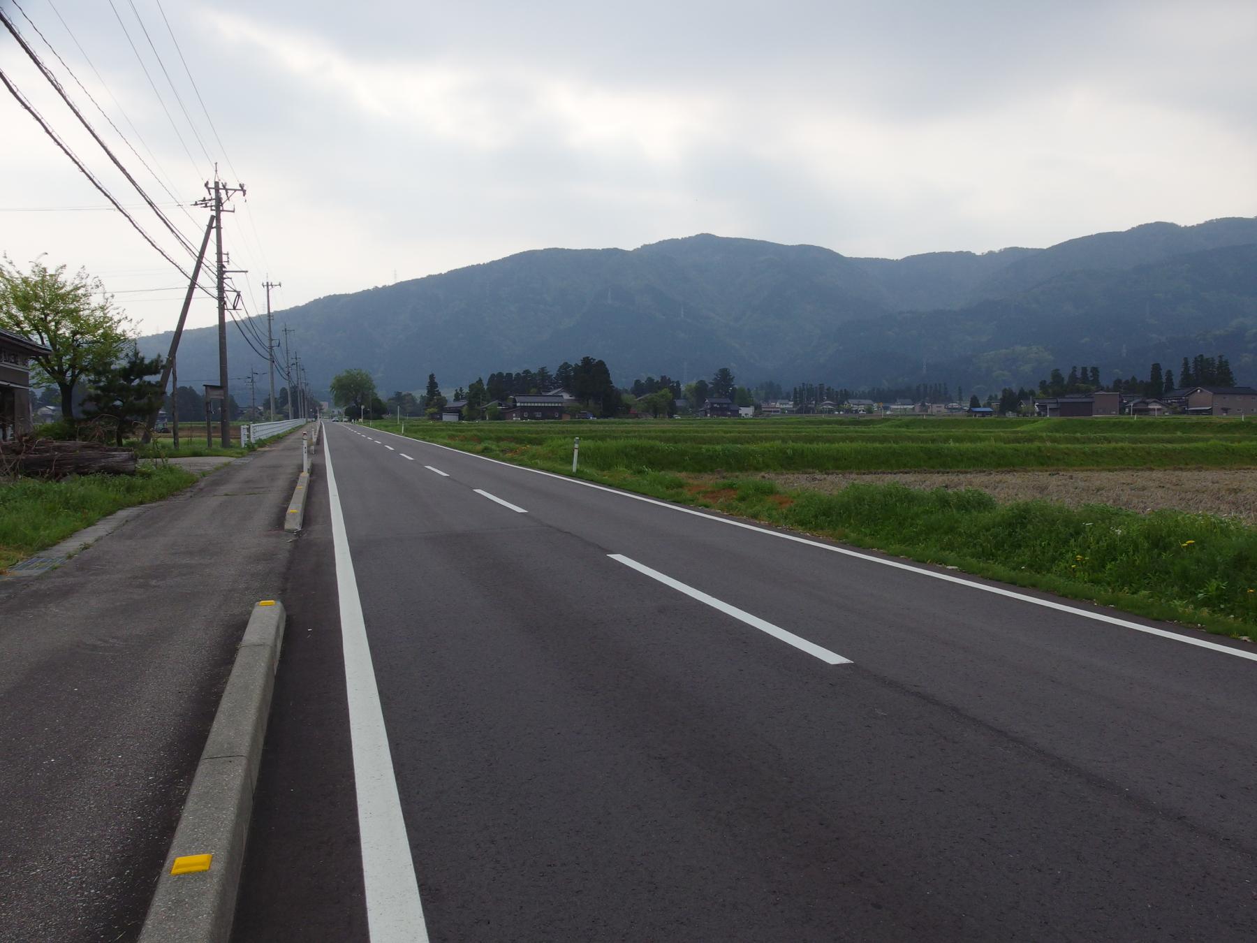 1Ｍ号で行くGW自転車旅行③〜金沢から白鳥〜_c0177576_154545.jpg