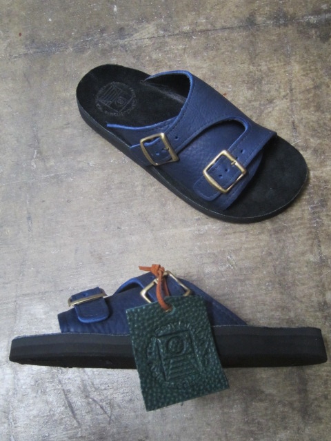もう・・・そろそろ良いんでは!★? By THE SANDAL MAN 別注 (BEACH W STRAP)_d0152280_23381437.jpg